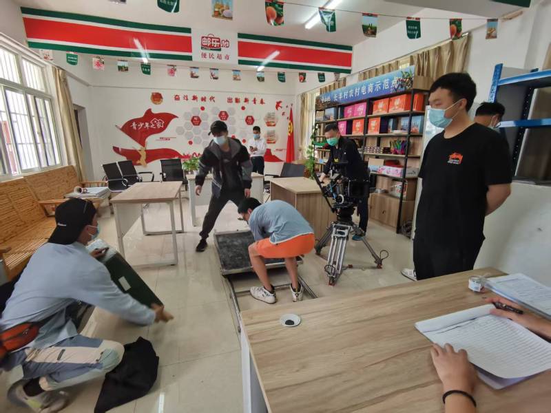 洛川县广告片拍摄公司：极简主义践行者，少即是多的视觉哲学